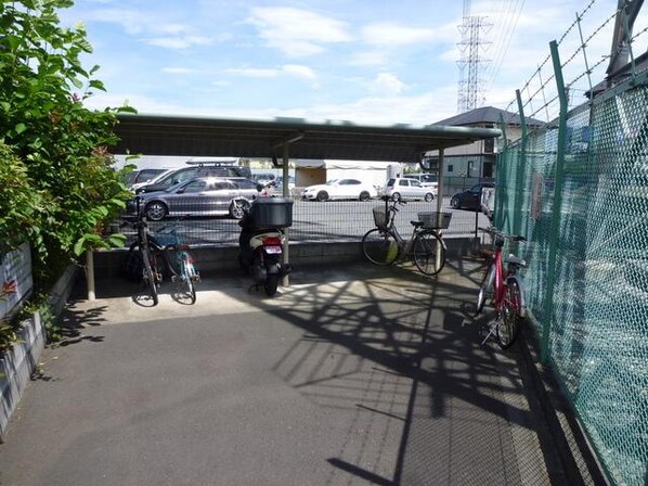 エバーグリーンAの物件内観写真